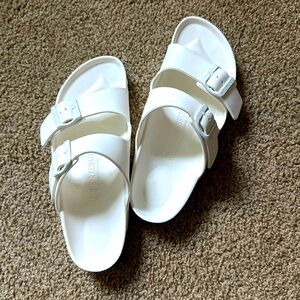 Birchenstock Arizona Essentials EVA water friendly white